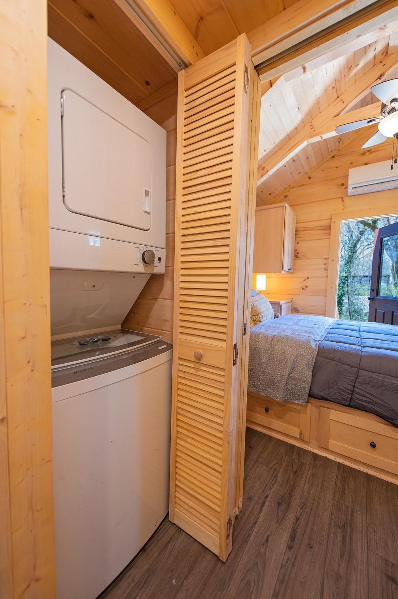 Ryon Tiny Home Cabin City-Side Rustic Retreat Чаттануга Экстерьер фото
